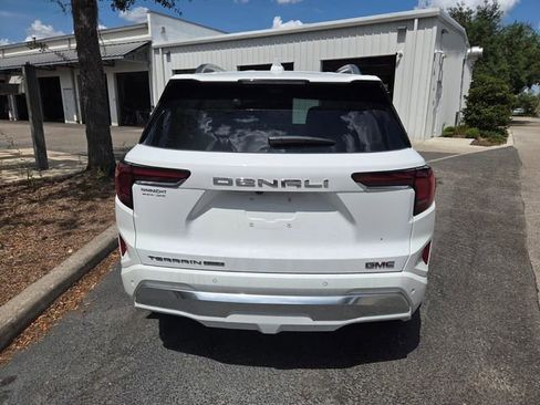 Used 2026 GMC Terrain Denali AWD/4WD image 6