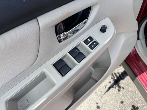 Used 2013 Subaru Crosstrek 2.0i Premium image 11