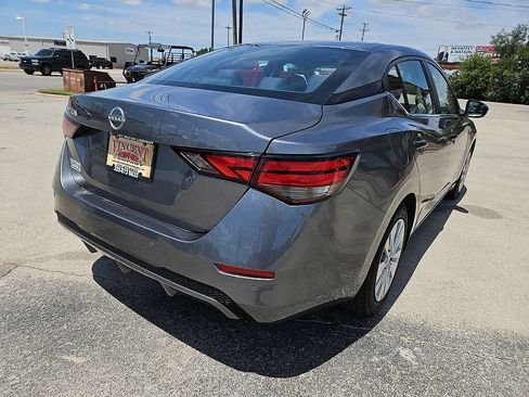 Used 2024 Nissan Sentra S FWD image 7