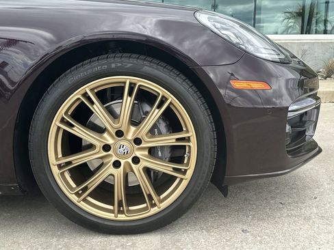 Certified 2023 Porsche Panamera 4 Platinum Edition AWD/4WD image 11