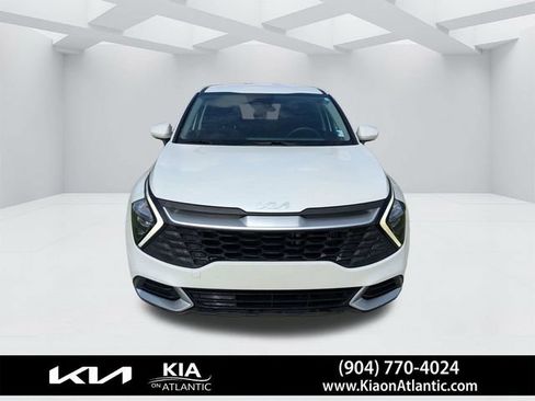 Used 2023 Kia Sportage LX AWD/4WD image 8