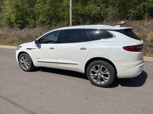 Used 2021 Buick Enclave Avenir w/ Avenir Technology Package image 5