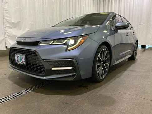Certified 2022 Toyota Corolla SE w/ SE Premium Package image 23