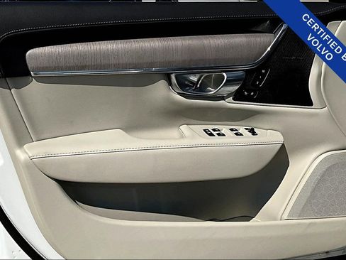 Certified 2024 Volvo S90 T8 Ultimate w/ Lounge Package image 23