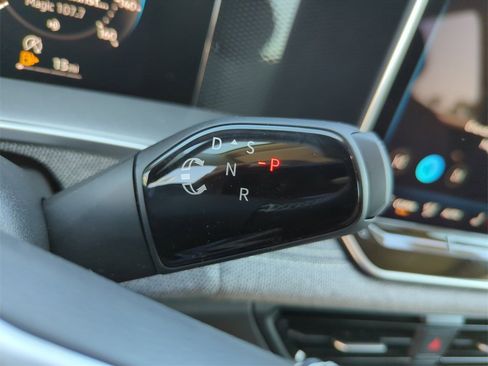 New 2026 Volkswagen Tiguan S image 33