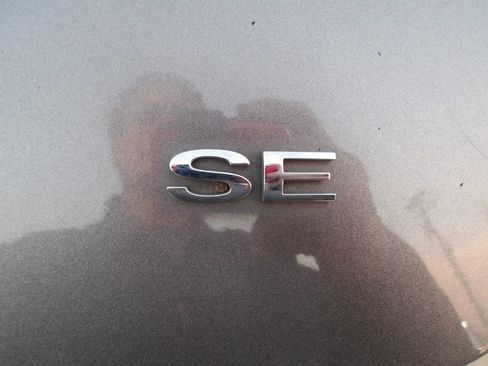 Used 2013 Ford Focus SE image 32