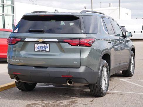 Used 2023 Chevrolet Traverse LT w/ Rear Camera Mirror Package AWD/4WD image 27