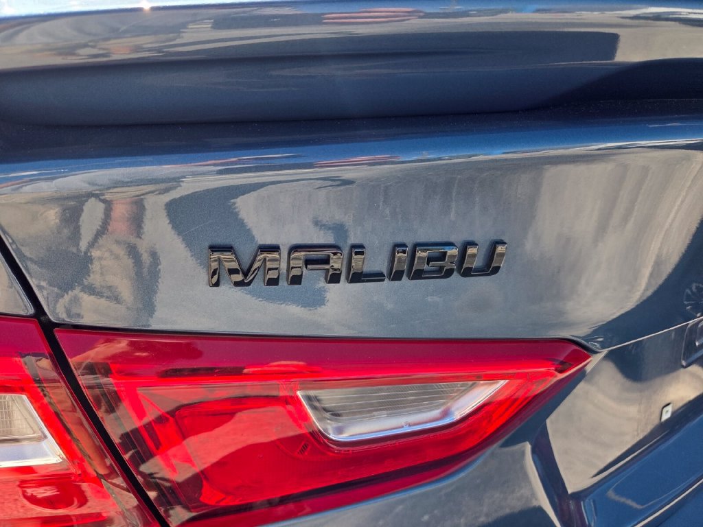 Used 2024 Chevrolet Malibu RS FWD image 11