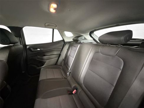 Used 2024 Chevrolet Trax LT w/ Driver Confidence Package FWD image 27