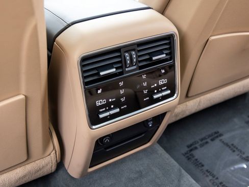 Certified 2023 Porsche Cayenne GTS AWD/4WD image 53