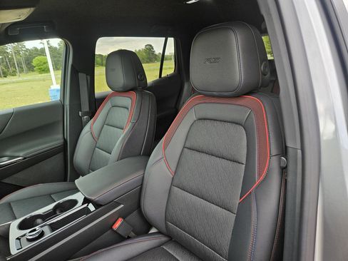 New 2026 Chevrolet Equinox RS FWD image 11