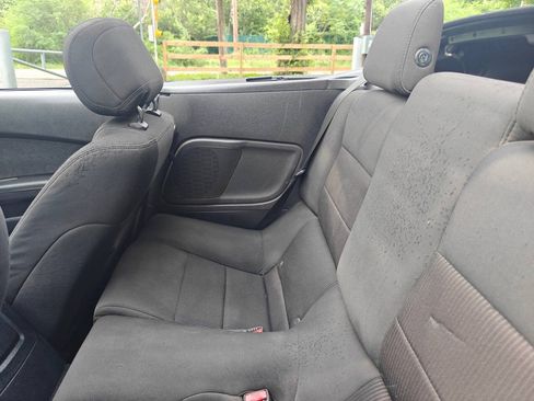 Used 2014 Ford Mustang GT RWD image 29