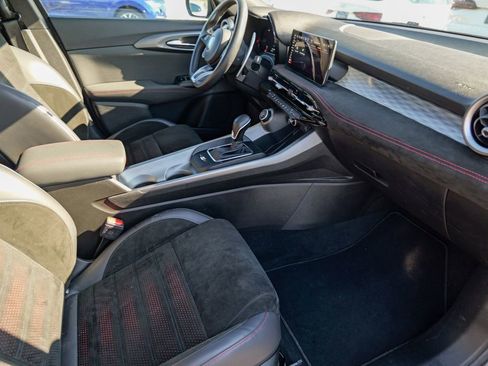 Used 2024 Alfa Romeo Tonale Veloce w/ Active Assist Package image 31