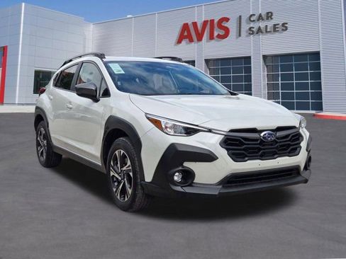 Used 2025 Subaru Crosstrek 2.0i Premium AWD/4WD image 3