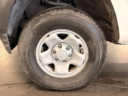 Used 2023 Toyota Tacoma SR RWD image 4
