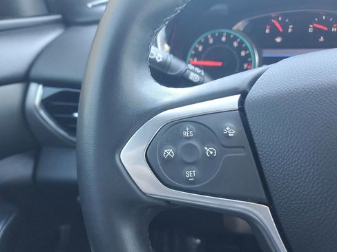 Used 2023 Chevrolet Traverse LT image 29