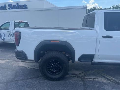 Used 2025 GMC Sierra 2500 AT4X w/ AT4X AEV Edition AWD/4WD image 5