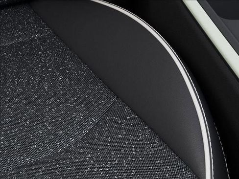 New 2025 Kia K4 GT-Line image 24