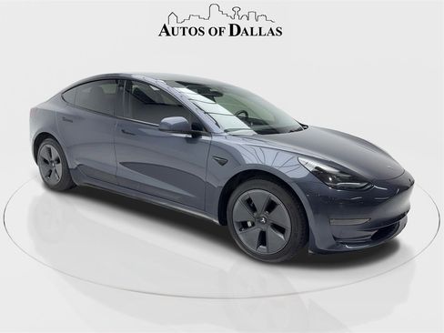 Used 2023 Tesla Model 3 Standard Range image 2