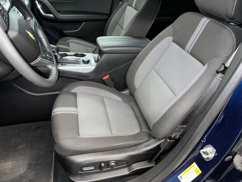 Used 2023 Chevrolet Blazer LT image 2