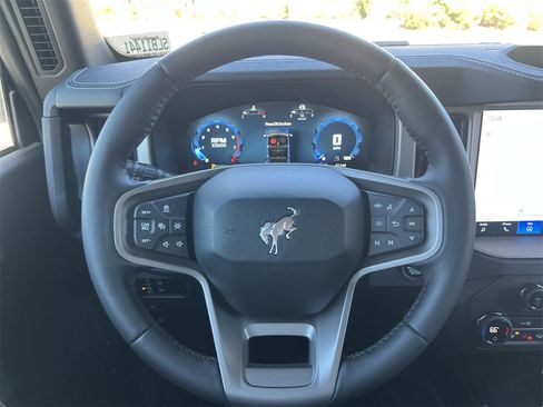 New 2025 Ford Bronco Outer Banks w/ Sasquatch Package image 10