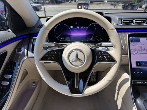 Used 2022 Mercedes-Benz S 580 4MATIC Sedan image 19