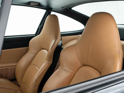 Used 1998 Porsche 911 Carrera S image 9