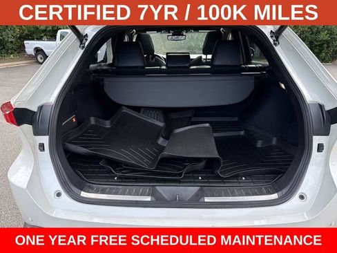 Used 2021 Toyota Venza Limited AWD/4WD image 12