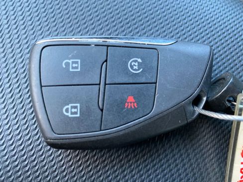 Used 2025 Chevrolet Equinox LT image 22