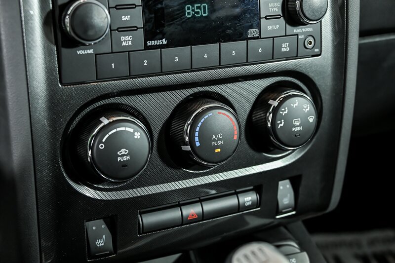 Used 2009 Dodge Challenger R/T RWD image 24