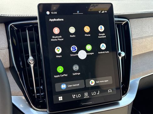 New 2026 Volvo XC90 B6 Plus w/ Protection Package Premier image 28