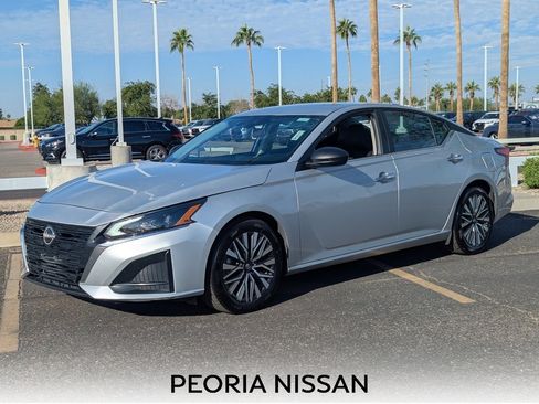 Certified 2024 Nissan Altima 2.5 SV image 1