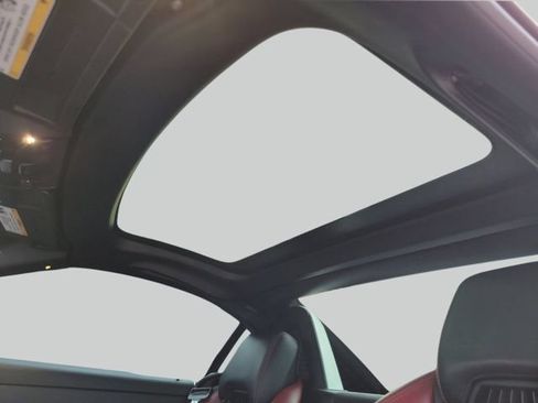 Used 2019 Mercedes-Benz SLC 300 image 33
