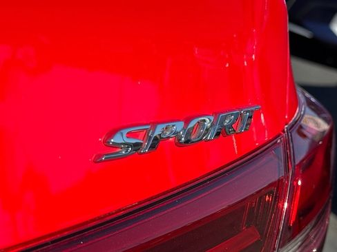 Used 2023 Honda Civic Sport image 13