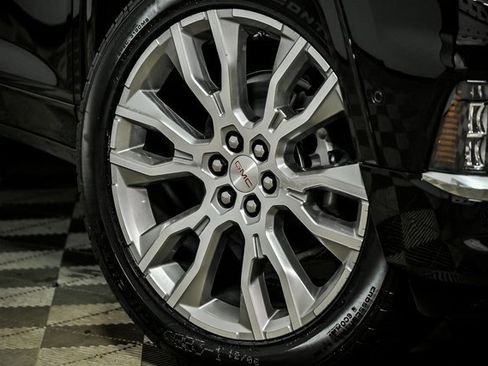 New 2026 GMC Acadia Denali w/ Super Cruise Package image 3