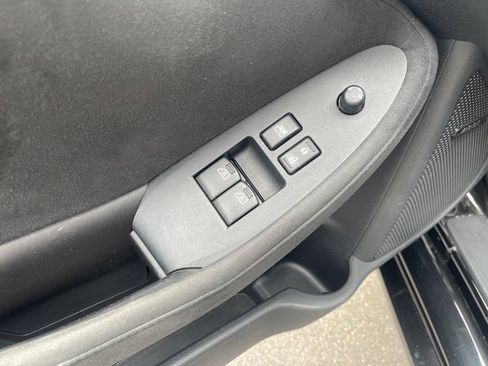 Used 2017 Nissan 370Z Touring RWD image 16