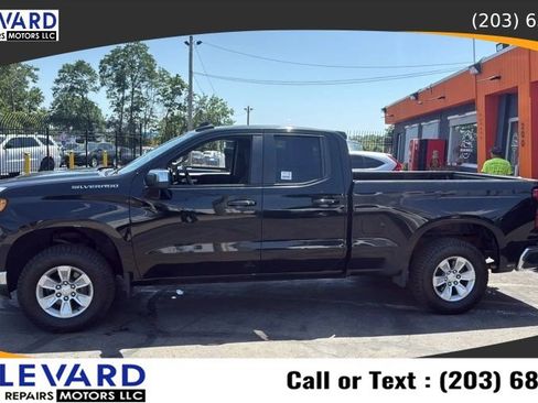Used 2019 Chevrolet Silverado 1500 LT w/ All-Star Edition AWD/4WD image 5