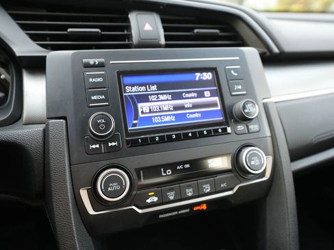 Used 2018 Honda Civic LX image 7