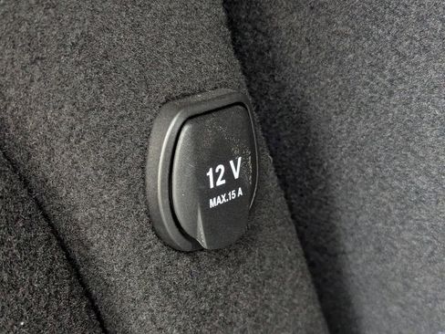 Used 2019 Mercedes-Benz GLA 250 4MATIC image 29