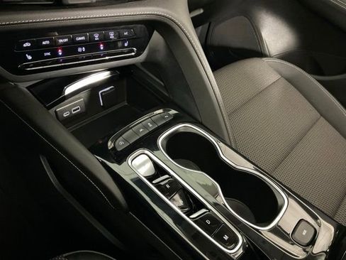 Used 2022 Buick Envision Preferred FWD image 21