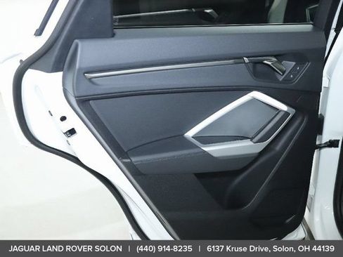 Used 2025 Audi Q3 2.0T Premium AWD/4WD image 33