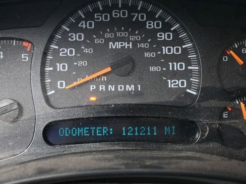 Used 2006 Chevrolet Silverado 3500 LT w/ Heavy-Duty Power Package AWD/4WD image 14
