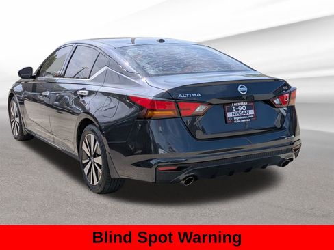 Used 2019 Nissan Altima 2.5 SV FWD image 10