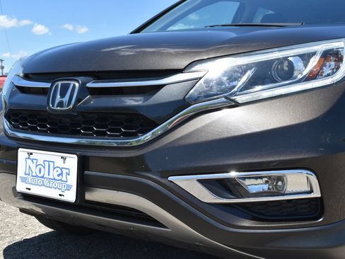 Used 2015 Honda CR-V Touring image 4