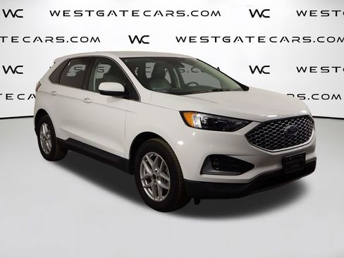 Used 2023 Ford Edge SEL image 44