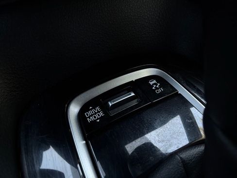 Used 2024 Toyota Corolla SE FWD image 27