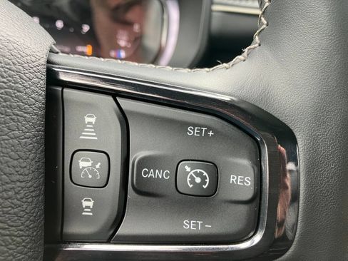 Used 2024 RAM 1500 Limited AWD/4WD image 7