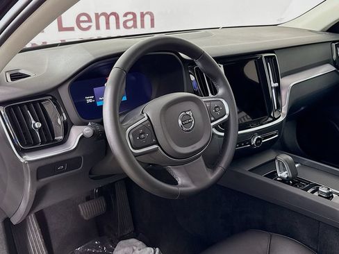 Used 2024 Volvo S60 B5 Core FWD image 9