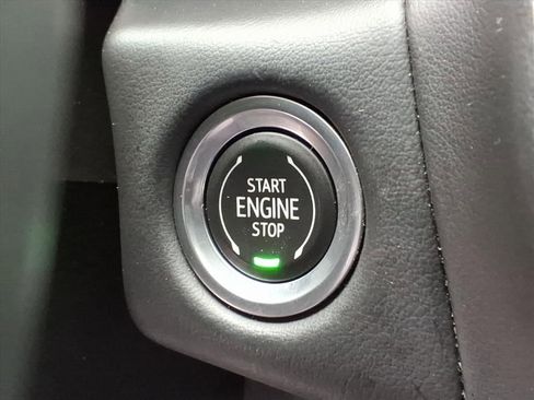 Certified 2023 GMC Yukon SLT image 19