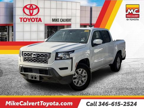Used 2023 Nissan Frontier SV w/ Tow Package RWD image 1